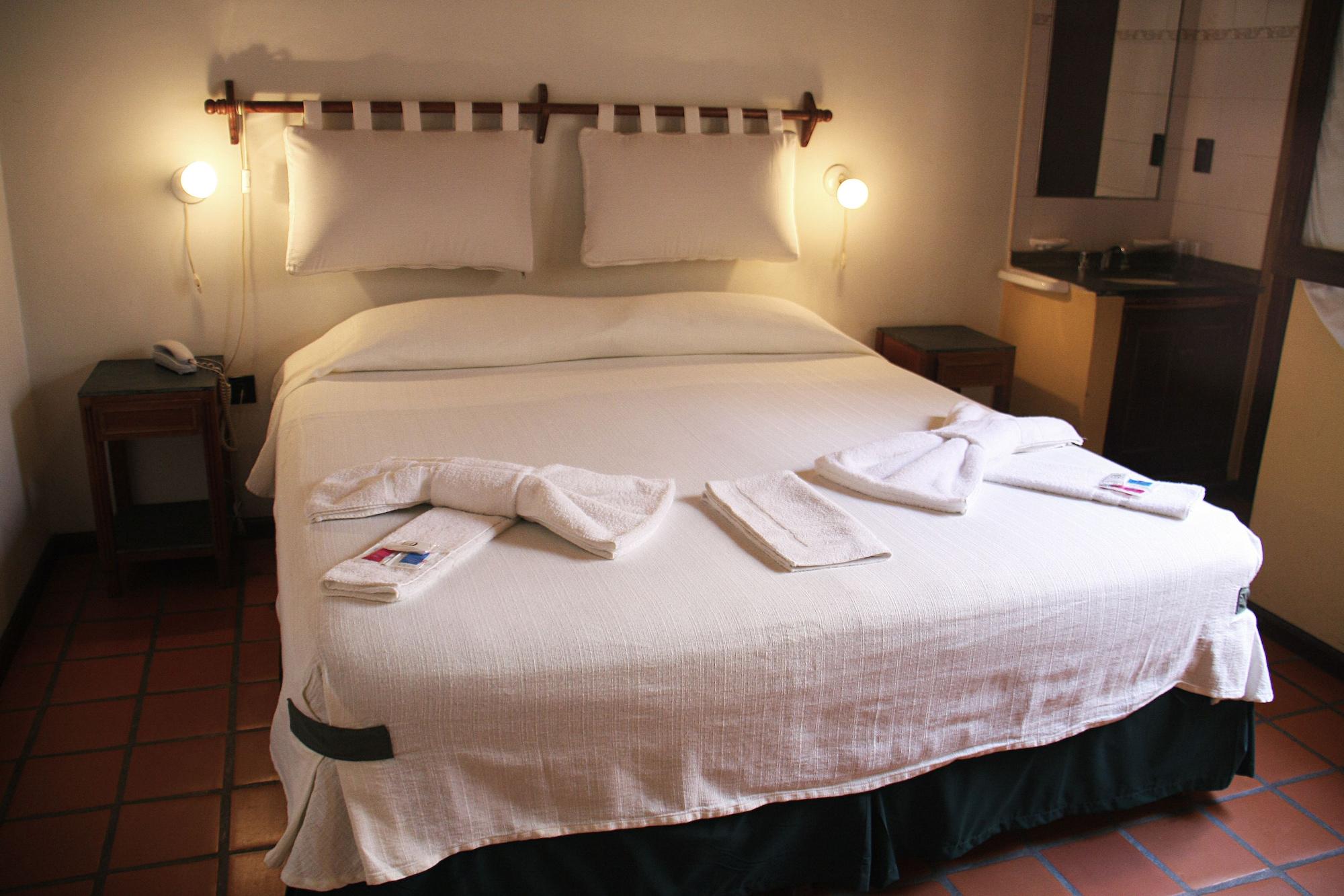 סלטה Donna Alda Hotel מראה חיצוני תמונה