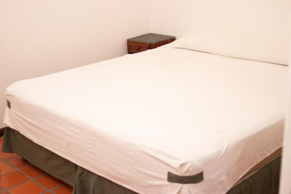 סלטה Donna Alda Hotel מראה חיצוני תמונה